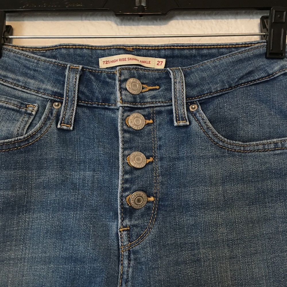 Levi’s 721 High Rise Skinny Ankle - Picture 4 of 10